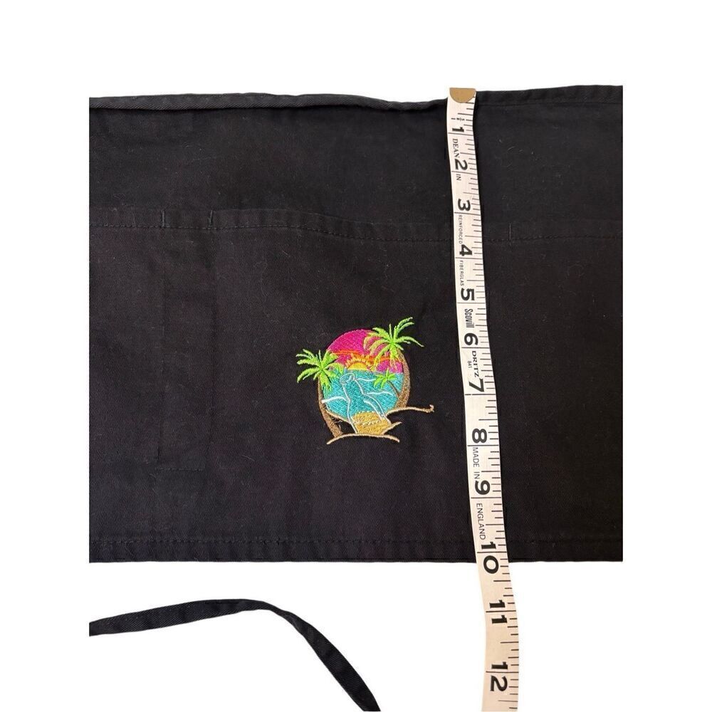 Embroidered server apron - Picture 3 of 5